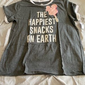 Disney parks  woman’s xl ice cream t shirt